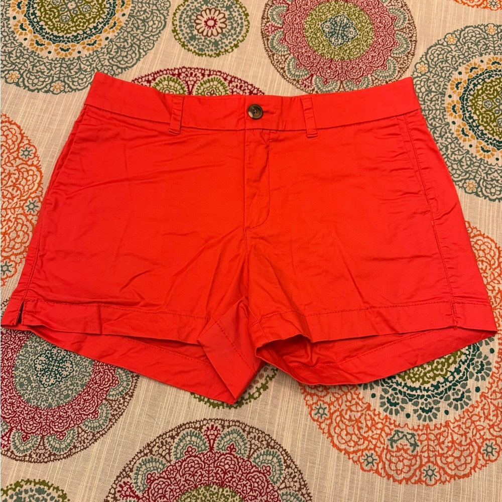 GORGEOUS Old Navy red shorts